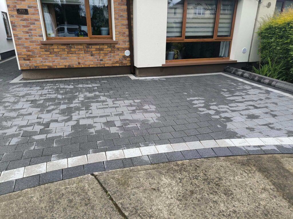 driveway cleaned and power washed (1)
